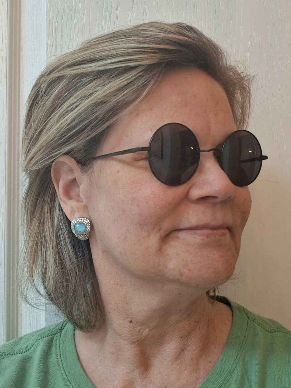 Judith Ripka Sterling Silver Earrings with Blue Turquoise Faceted Doublet Stones - Picture 11 of 13